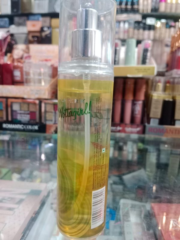 Layer’r Shot Wottagirl Vanilla Twist Fragrant Body Splas – 135mlh For Women